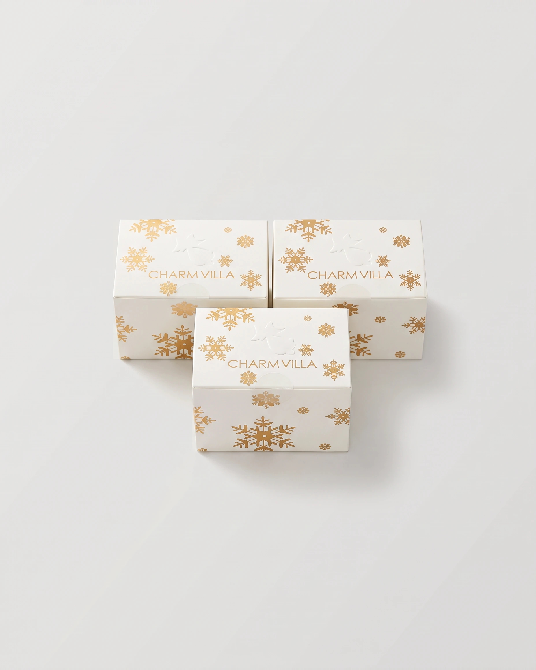 Christmas Charming Gift (Limited Edition), studio photograph